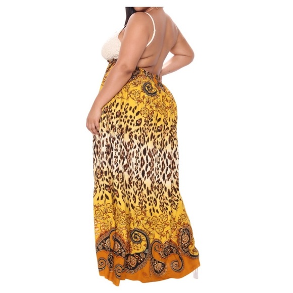 Fashion Nova - Picture 2 of 9